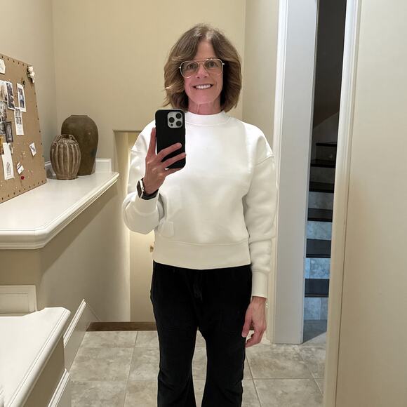 AMI Logo Patch Sweatshirt XS - Picture 3 of 13